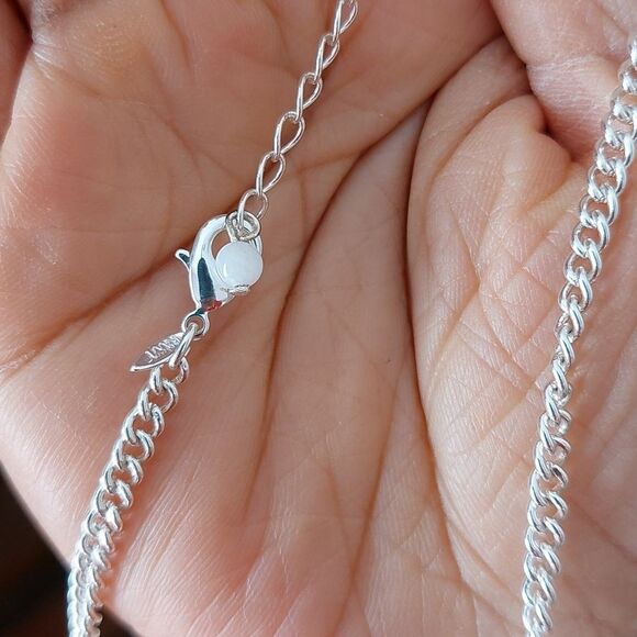 Multi Texture Hammered Smooth Silver Tone Bib Statement Necklace - Picture 6 of 7